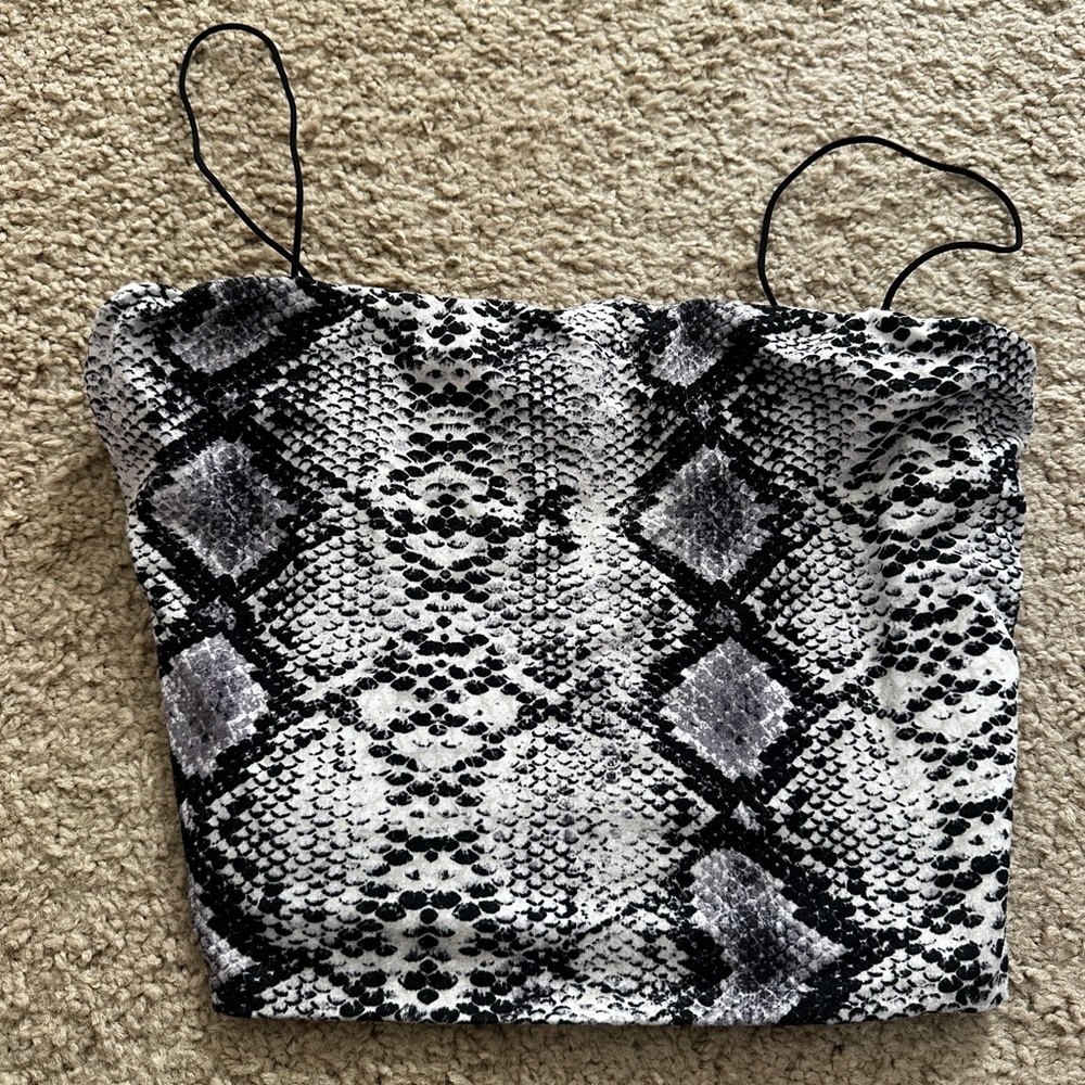 American Threads Snakeskin Cropped Tank!